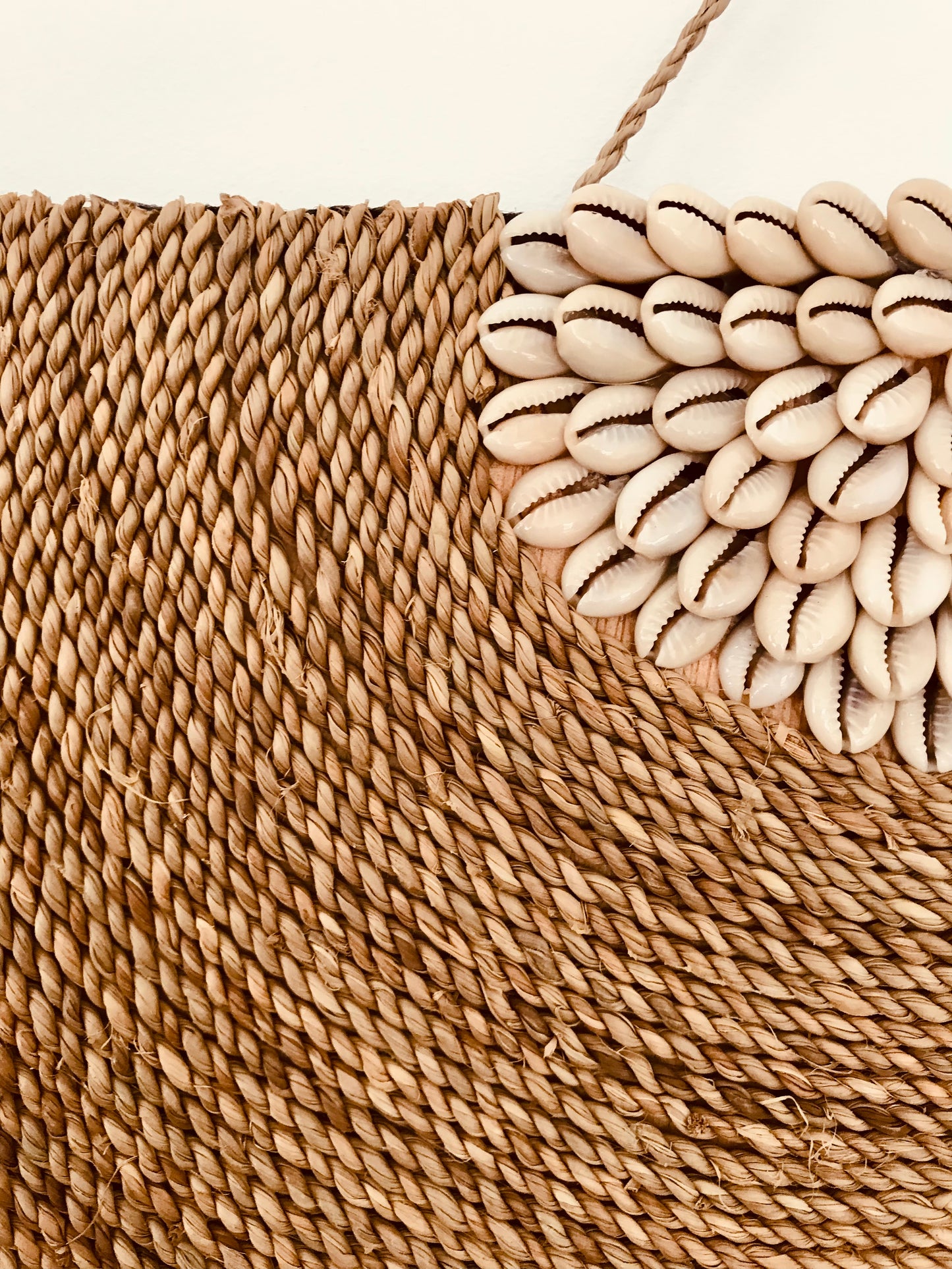 Raffia wandhanger