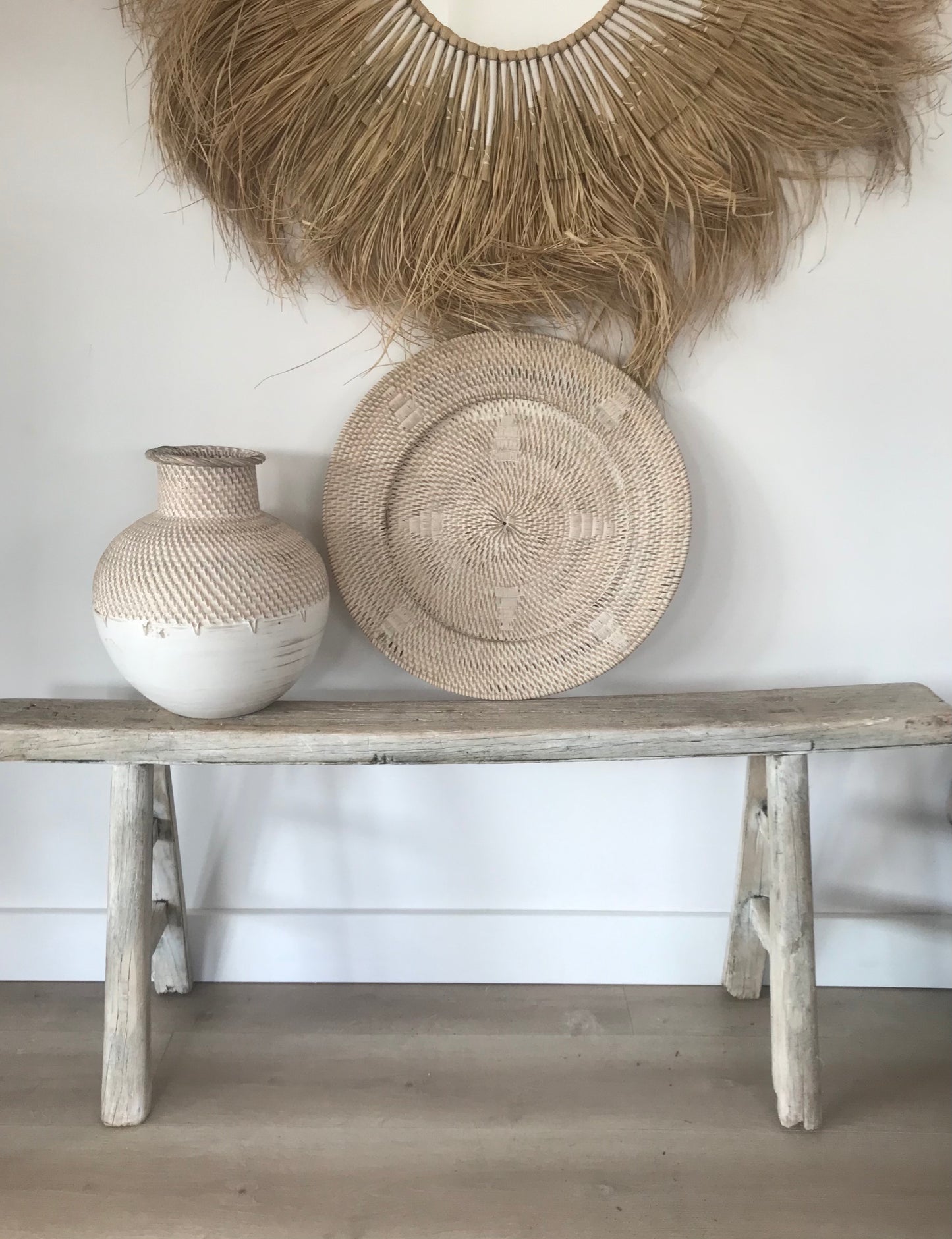 Rotan White wash wandschaal Anvi